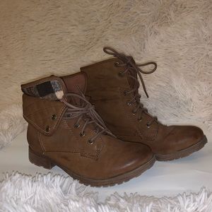 Combat Boots